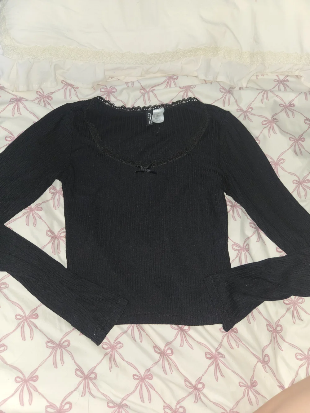 H&M Black Ribbed Lace-Trim Long-Sleeve Top